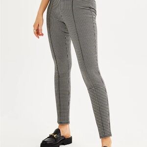 Nine West Women's Black and White Patterned Leggings